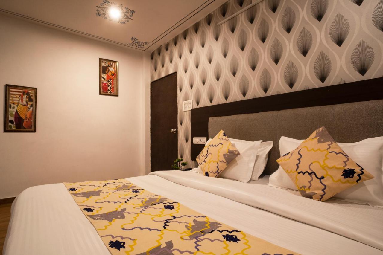 Tripli Hotels Arunoday Palace Udaipur Eksteriør bilde